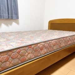 シングルベッド（マットレス付）の画像