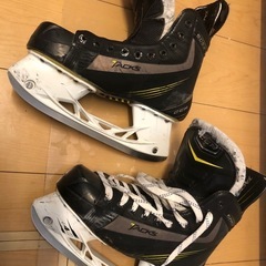 お早目に！アイスホッケー靴