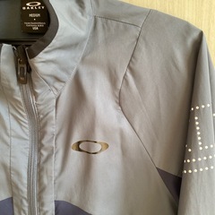 オークリー  ナイロンジャケット　メンズＭの画像