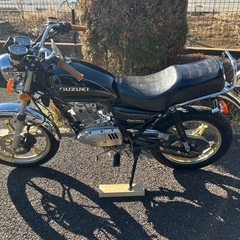 スズキ　GN125H カスタム　黒　　旧車スタイル　　吸い込みの画像