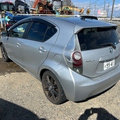 格安　早勝　アクア　車検12月までの画像