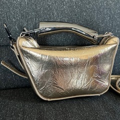 希少【未使用】ZARA メタルハンドル ミニ バケット バック ゴールドの画像