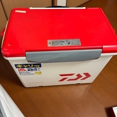 ダイワ　クーラーボックス　釣り
