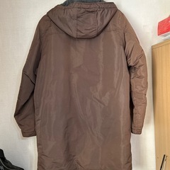 UNIQLOメンズコートの画像