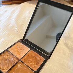 ベースメイク&アイメイクまとめ売りの画像