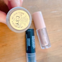ベースメイク&アイメイクまとめ売りの画像