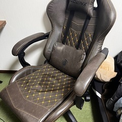 ゲーミングチェア