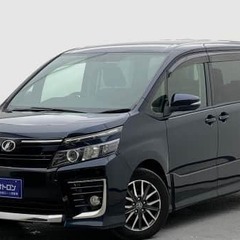 みんなの味方❗️自社ローンのオトロン❗️❗️　トヨタ　ヴォクシー　ZS