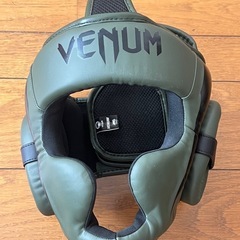 【VENUM】ヘッドギア –カーキ/ブラック【美品】の画像