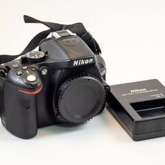 美品 Nikon D5200 24.1MP Digital SLR Camera - デジタル一眼 Black (Body Only) 2416 Shutter Countの画像