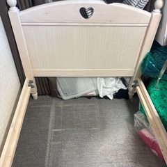 シングルベッド一晩のみ使用10年前のもの