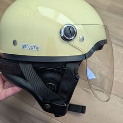 ヘルメットの画像