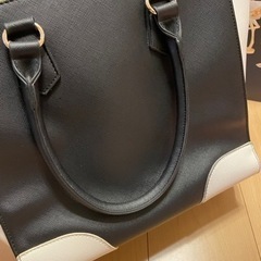 CECIL McBEE↪︎定価高‼︎ ハンドバッグ数回のみ使用で状態◎美品 (ゆずぽん) 寝屋川のバッグ《トートバッグ 》の中古あげます・譲ります｜ジモティーで不用品の処分