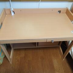 【決まりました】学習机オカムラ ピエルナコンパクト