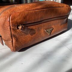 PRADA 本皮大型ポーチ 【希少】チンギアーレ皮