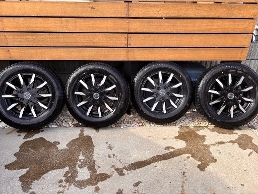 BRIDGESTONE BLIZZAK スタッドレス　ノア　voxy