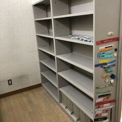 【配送可】KOKUYO スチールラック カルテ戸棚　HP-SA49　コクヨの画像
