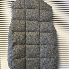 W&P HOUSEのダウンベストの画像