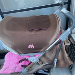マクラーレン（Maclaren）折りたたみベビーカー　無料で差し上げますの画像