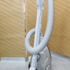 売約済！【恵庭】日立　紙パック式掃除機　CV-KP90H　202...
