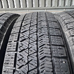 バリ山　BRIDGESTONE ブリヂストン　ブリジストン　VRX2 155/65R14 スタッドレス　タイヤ　2017年製 14インチの画像