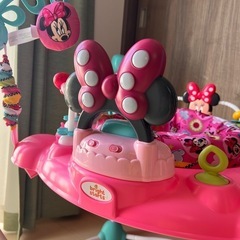 bright startsディズニーベビー・ミニーマウス、ピーカブーアクティビティジャンパー、ブライトスター ミニーマウス activity jumper  ジャンパルー
の画像