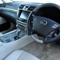 オートローン可能　H22年式LS600h versionS I packageの画像