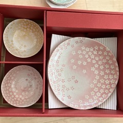 食器の画像