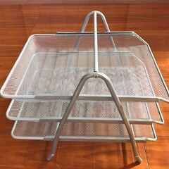 値下げ！ ファイルトレー３段 A４サイズ￥980⇒￥500の画像