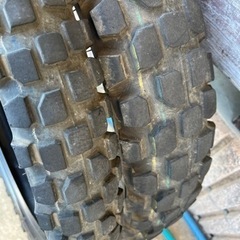 バイクタイヤ2本の画像