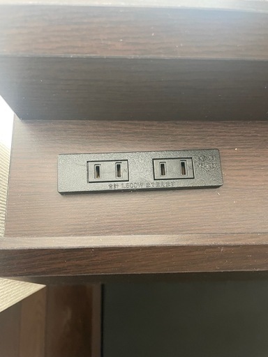 購入者決定　
収納付きベッド　2口電源付き