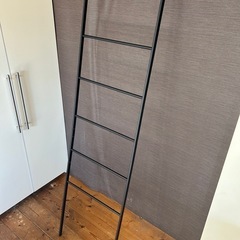 洋服掛け　オシャレの画像