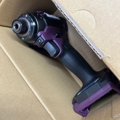 未使用品◆マキタ 充電式インパクトドライバ TD002GZA　【リサイクルマート下関店】の画像