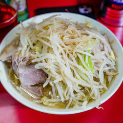 3/8（土）日本のサグラダファミリア”蟻鱒鳶ル(ありますとんびる)” と”ラーメン二郎三田本店”に挑戦！ - 友達