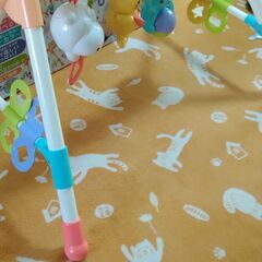 3月末まで。見てるそこの貴方！見逃したら損します‼️早いもの勝ち‼️🧸2ヶ月〜から遊べる遊具🧸の画像