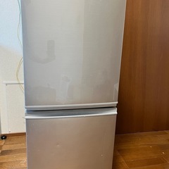 冷蔵庫シャープ 　　