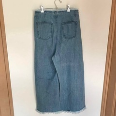 【お譲り先決定】 LOWRYS FARM ローリーズファーム　裾フリンジデニム　Lサイズの画像