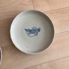 お皿の画像