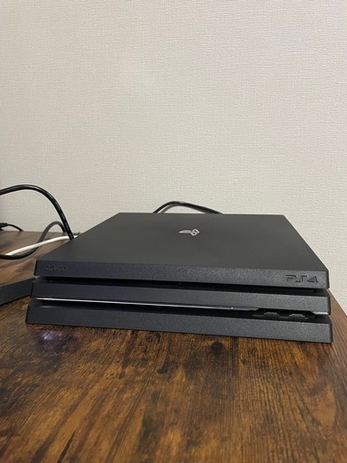 ※受渡し者決定！！美品！PS4 PRO 7200BB 1TB ジェットブラック