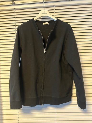 ジップアップジャケット