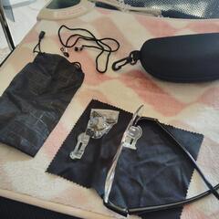 眼鏡タイプの拡大鏡の画像