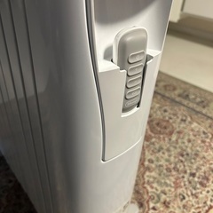 デロンギ　オイルヒーター　RHJ75V0915-GYの画像