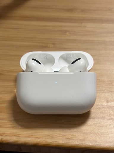 AirPods Pro 本体 充電ケース付き
