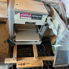 日立工機 小形自動かんな盤 替刃式