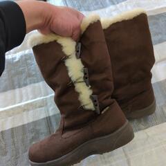 女性用スノーブーツの画像