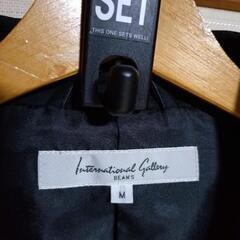 ★お値下げしました！★　※3/18に削除します！　BEAMSのジャケット　ブラックの画像