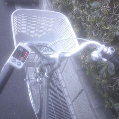 電動26インチ 税別￥31.637- 新基準パナソニックビビNX　良品3.1Ah 電動自転車　３ヶ月保証　シルバー225の画像