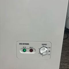中古品動作確認済ノンフロン冷凍庫（冷媒R600a） 142L 上開き ICSD-14A-W アイリスオーアマの画像