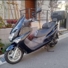 マジェスティ125　125cc　原付二種　スクーター　バイク