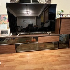 テレビ➕テレビ台➕Blu-ray DVDレコーダー➕チェスト４点セットの画像